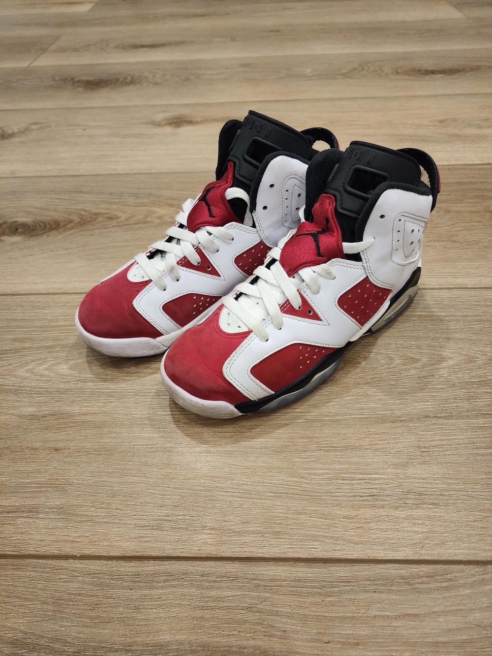 Jordan 6 Carmines